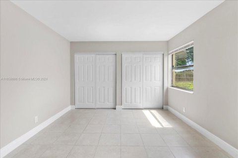 Condo in Coral Springs, Florida, 3 bedrooms  № 1365905 - photo 12