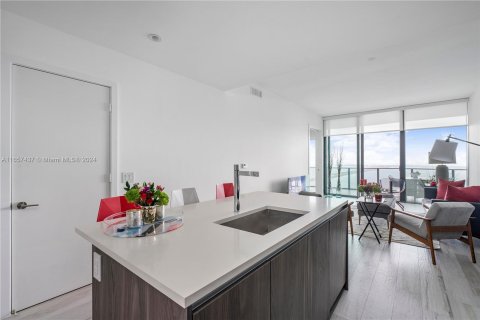 Copropriété à louer à Miami, Floride: 2 chambres, 98.2 m2 № 1365945 - photo 9