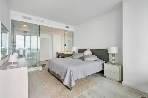 Copropriété à louer à Miami, Floride: 2 chambres, 98.2 m2 № 1365945 - photo 13