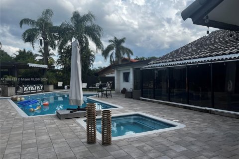 Villa ou maison à vendre à Miami, Floride: 3 chambres, 225.2 m2 № 1368855 - photo 6