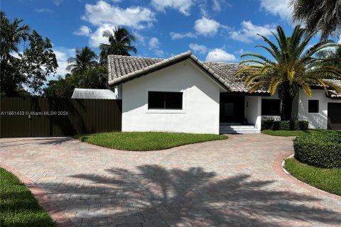 Villa ou maison à vendre à Miami, Floride: 3 chambres, 225.2 m2 № 1368855 - photo 1