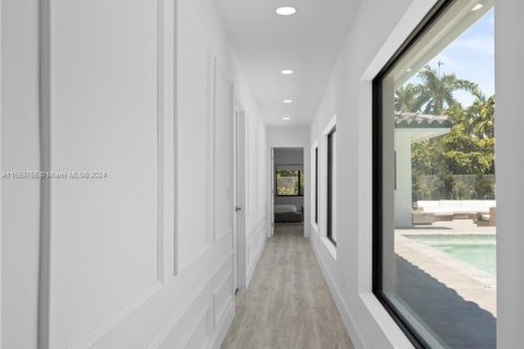 Villa ou maison à vendre à Miami Beach, Floride: 4 chambres, 225.85 m2 № 1368765 - photo 18