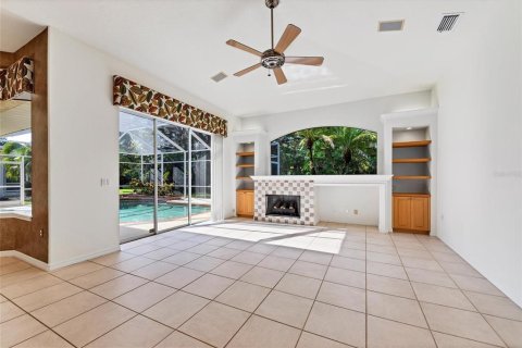 Villa ou maison à louer à Sarasota, Floride: 3 chambres, 235.04 m2 № 1363615 - photo 10