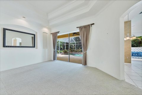 Villa ou maison à louer à Sarasota, Floride: 3 chambres, 235.04 m2 № 1363615 - photo 4