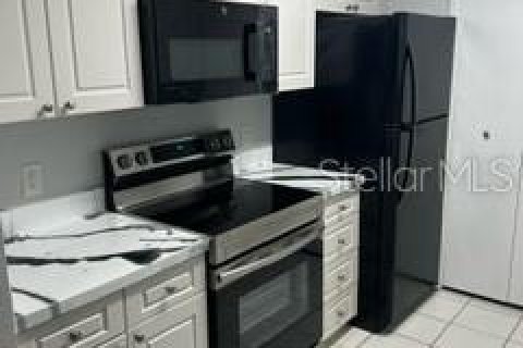 Condo in Orlando, Florida, 3 bedrooms  № 1382490 - photo 4