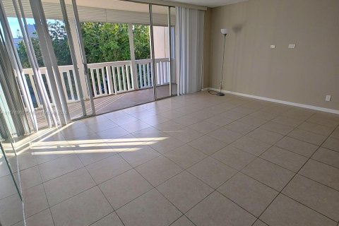 Condominio en venta en Lauderhill, Florida, 2 dormitorios, 106.65 m2 № 1404536 - foto 5