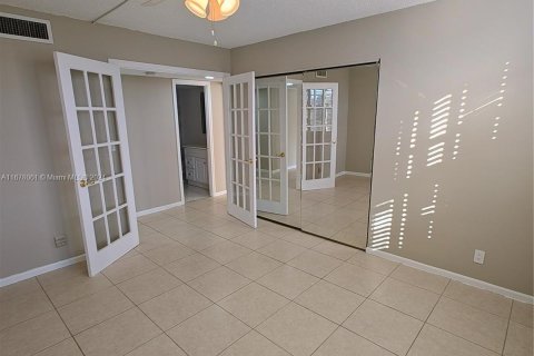 Condominio en venta en Lauderhill, Florida, 2 dormitorios, 106.65 m2 № 1404536 - foto 15