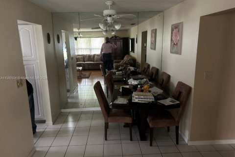 Condominio en venta en Boynton Beach, Florida, 2 dormitorios № 1103831 - foto 3