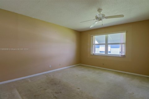 Condominio en venta en Boynton Beach, Florida, 2 dormitorios № 1103831 - foto 20