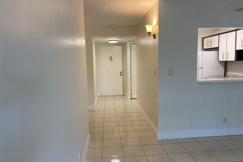 Copropriété à vendre à Coral Springs, Floride: 2 chambres, 101.73 m2 № 1188666 - photo 17