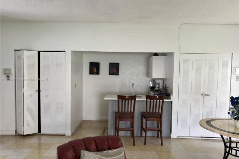 Copropriété à vendre à Sunrise, Floride: 2 chambres, 78.97 m2 № 1364156 - photo 29