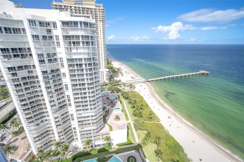 Copropriété à louer à Sunny Isles Beach, Floride: 2 chambres, 187.66 m2 № 1364157 - photo 5