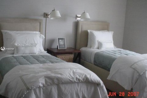 Condo in Sunny Isles Beach, Florida, 3 bedrooms  № 21954 - photo 3
