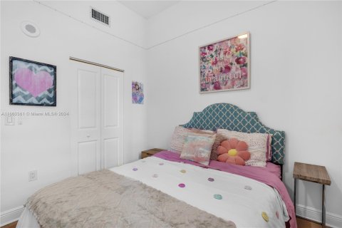 Copropriété à vendre à Miami, Floride: 2 chambres, 116.59 m2 № 1365842 - photo 25