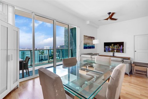 Copropriété à vendre à Miami, Floride: 2 chambres, 116.59 m2 № 1365842 - photo 11