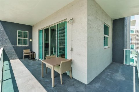 Condo in Miami, Florida, 2 bedrooms  № 1365842 - photo 28