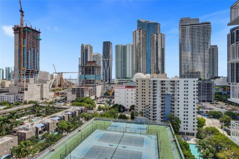 Condominio en venta en Miami, Florida, 2 dormitorios, 78.78 m2 № 1365840 - foto 19