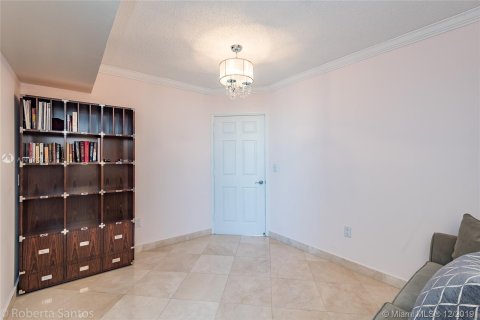 Apartamento en alquiler en Sunny Isles Beach, Florida, 3 dormitorios, 160.72 m2 № 14061 - foto 20