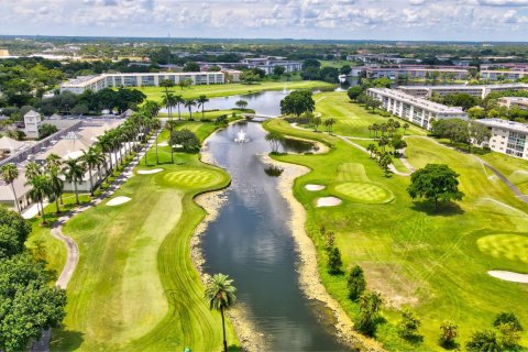 Copropriété à vendre à Coconut Creek, Floride: 2 chambres, 119.94 m2 № 1229133 - photo 1