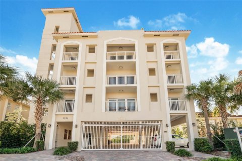 Condominio en venta en Coral Gables, Florida, 2 dormitorios, 146.51 m2 № 859930 - foto 16