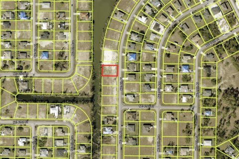 Terreno en venta en Cape Coral, Florida № 1304249 - foto 1