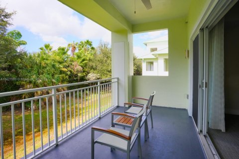 Condo in Doral, Florida, 1 bedroom  № 640122 - photo 20