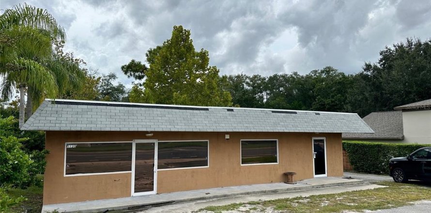 Commercial property in Longwood, Florida 167.22 sq.m. № 1371911