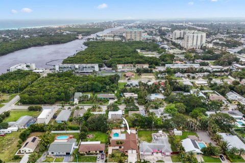 Villa ou maison à vendre à Boynton Beach, Floride: 3 chambres, 255.02 m2 № 1118685 - photo 1