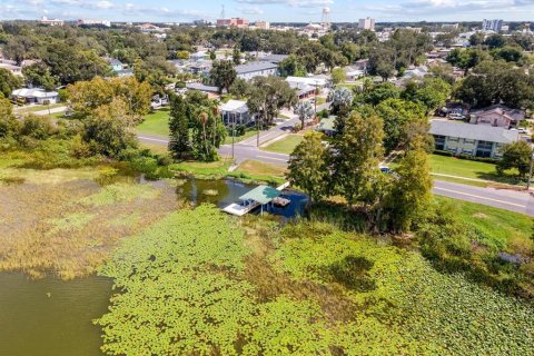 Commercial property in Winter Haven, Florida 4 bedrooms, 159.42 sq.m. № 1389284 - photo 5