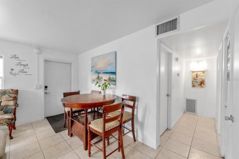 Immobilier commercial à vendre à Winter Haven, Floride: 4 chambres, 159.42 m2 № 1389284 - photo 21