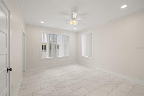 Villa ou maison à louer à Clearwater, Floride: 3 chambres, 196.21 m2 № 1363800 - photo 28