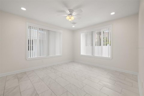 Villa ou maison à louer à Clearwater, Floride: 3 chambres, 196.21 m2 № 1363800 - photo 25