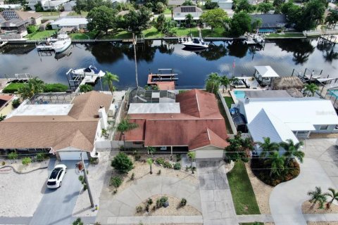 Casa en venta en Apollo Beach, Florida, 4 dormitorios, 179.3 m2 № 1363834 - foto 21