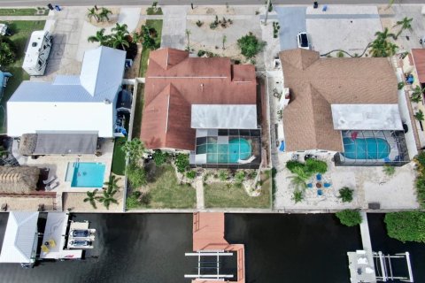 Casa en venta en Apollo Beach, Florida, 4 dormitorios, 179.3 m2 № 1363834 - foto 23