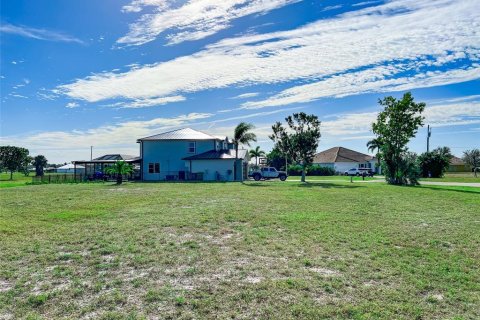 Terreno en venta en Punta Gorda, Florida № 919226 - foto 13