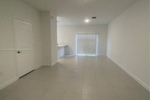 Townhouse in Miami, Florida 3 bedrooms, 123.65 sq.m. № 1232374 - photo 16