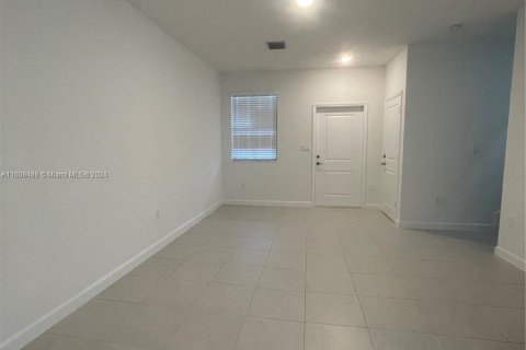 Townhouse in Miami, Florida 3 bedrooms, 123.65 sq.m. № 1232374 - photo 17