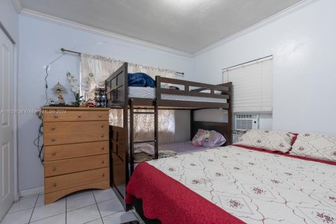 Villa ou maison à vendre à Hialeah, Floride: 2 chambres, 66.89 m2 № 1288907 - photo 6