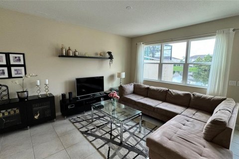 Adosado en venta en Kissimmee, Florida, 4 dormitorios, 153.2 m2 № 1368230 - foto 7