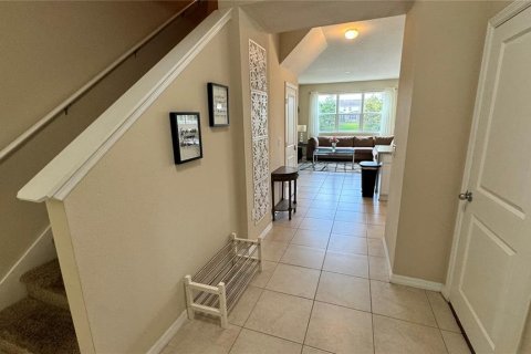 Touwnhouse à vendre à Kissimmee, Floride: 4 chambres, 153.2 m2 № 1368230 - photo 4