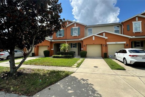 Townhouse in Kissimmee, Florida 4 bedrooms, 153.2 sq.m. № 1368230 - photo 1