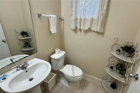 Touwnhouse à vendre à Kissimmee, Floride: 4 chambres, 153.2 m2 № 1368230 - photo 10