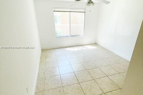 Condominio en venta en Boynton Beach, Florida, 1 dormitorio, 73.67 m2 № 1332996 - foto 9