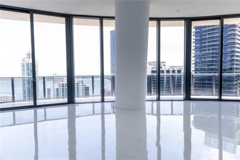 Copropriété à vendre à Miami, Floride: 2 chambres, 119.57 m2 № 1291628 - photo 11