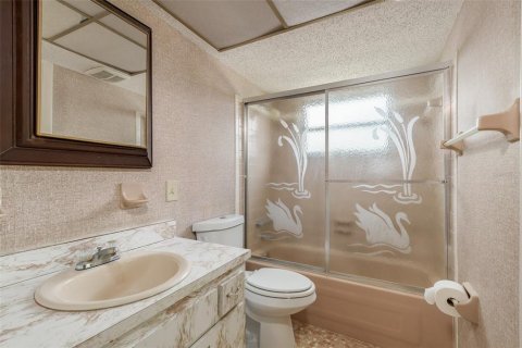 Villa ou maison à vendre à Port Richey, Floride: 2 chambres, 129.04 m2 № 1297352 - photo 22