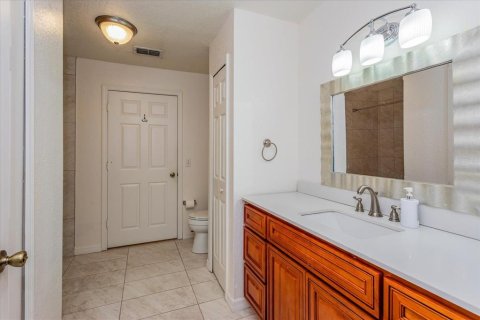 Condominio en venta en Orlando, Florida, 1 dormitorio, 73.3 m2 № 752901 - foto 13
