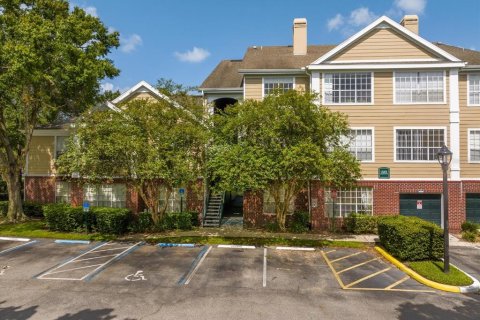 Condominio en venta en Orlando, Florida, 1 dormitorio, 73.3 m2 № 752901 - foto 1