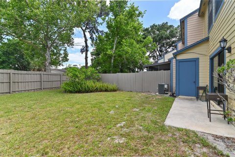 Townhouse in Casselberry, Florida 3 bedrooms, 115.01 sq.m. № 1156844 - photo 30