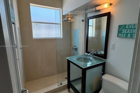 Condominio en venta en Miami Beach, Florida, 47.84 m2 № 1187994 - foto 6