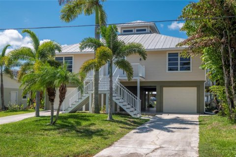 Villa ou maison à vendre à Punta Gorda, Floride: 3 chambres, 190.08 m2 № 793350 - photo 7